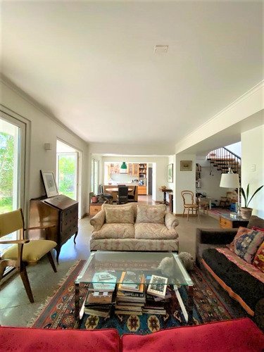 Venta Casa NO 4D Walk-in cl&oacute;set 3B 1E Campus Oriente - Providencia