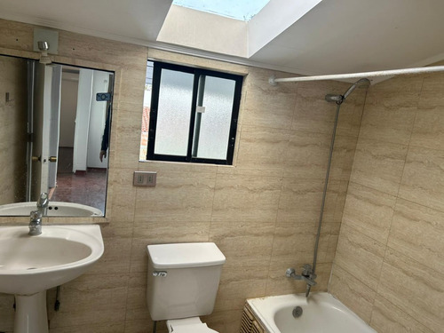 Arriendo Casa NO 3D 2B 2E Los Dominicos - Las Condes