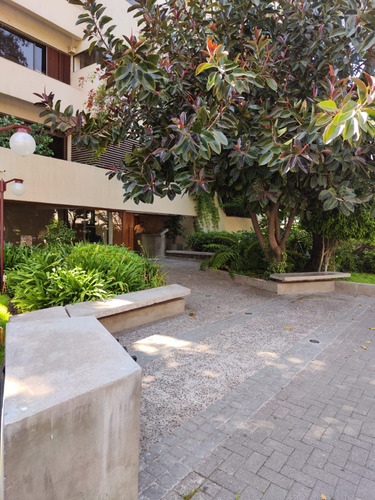 Arriendo Departamento O 3D 3B 2E 1B Barrio El Golf - Las Condes