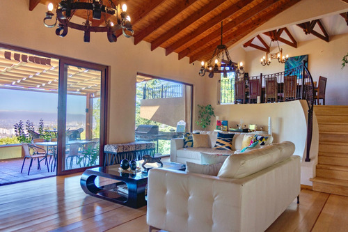 Venta Casa SO 6D en suite Walk-in cl&oacute;set 5B 4E 1B Los Dominicos - Las Condes