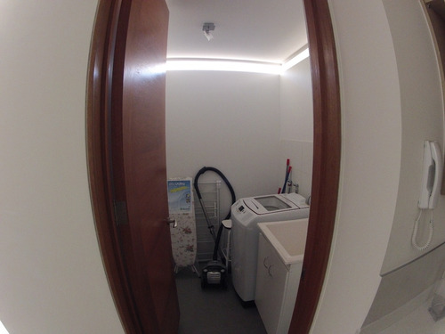 Venta Departamento O 1D en suite 1B 1E 1B Barrio El Golf - Las Condes