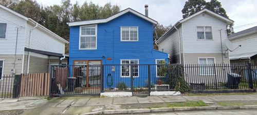 Venta Casa 3D 1B 1E Puerto Chico - Puerto Varas