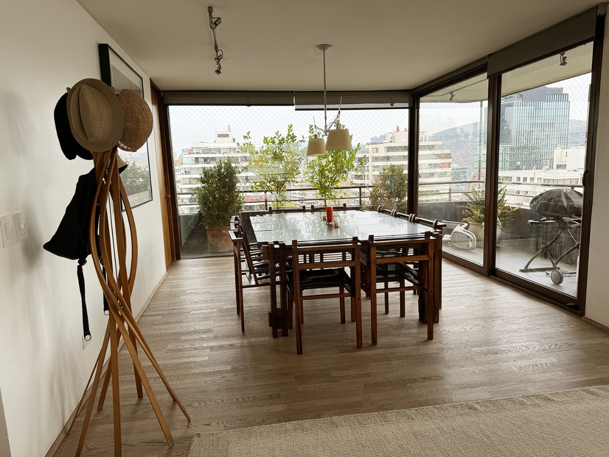 Venta Departamento NO 4D en suite 3B 1E 1Bd Parque Bicentenario - Vitacura