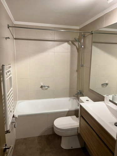 Venta Departamento 3D en suite 2B 1E 1B Salvador - Providencia