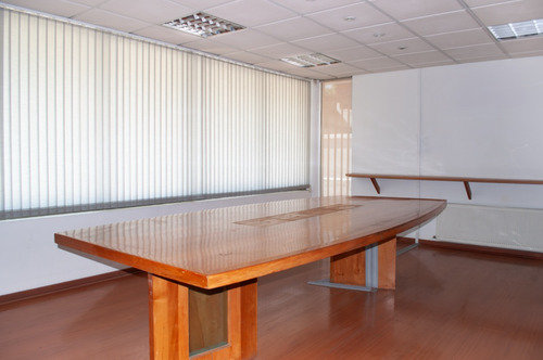 Arriendo Oficina 5B 10E 2B Barrio Italia - Providencia