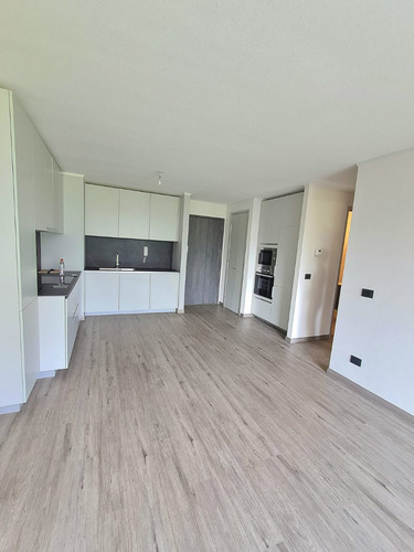 Arriendo Departamento 2D en suite 2B 1E 1B Alto Las Condes - Las Condes