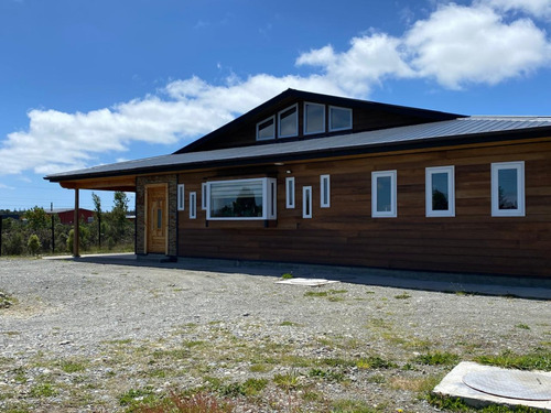 Venta Casa 4D en suite Walk-in cl&oacute;set 3B 1E  - Puerto Varas