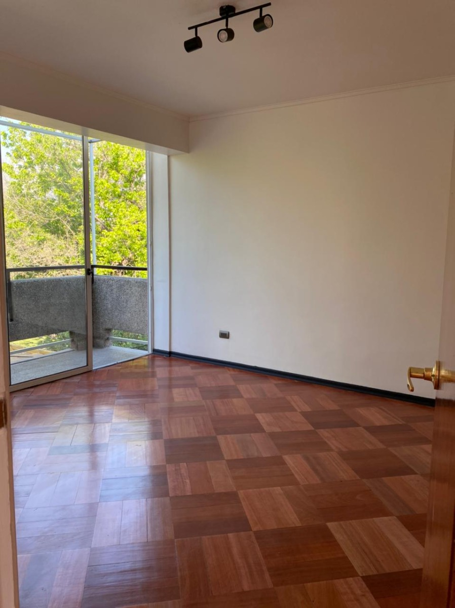 Arriendo Departamento 2D 2B 1E Metro Bilbao - Providencia