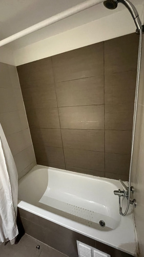 Venta Departamento SP 4D en suite Walk-in cl&oacute;set 3B 1E 1B Estadio Nacional - &Ntilde;u&ntilde;oa