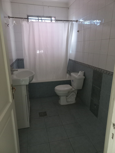 Arriendo Casa 3D 2B 5E 1B Pepe Vila - La Reina