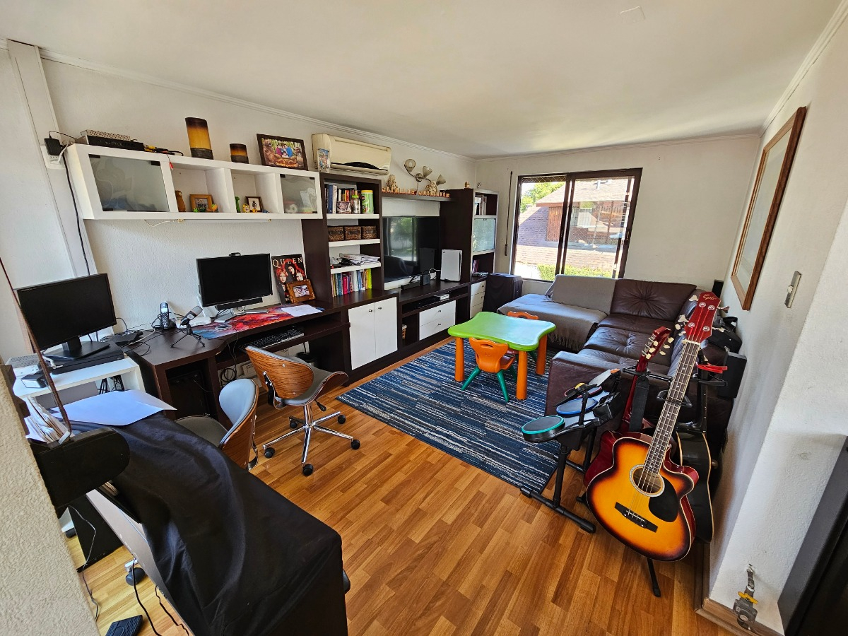 Venta Casa NOSP 4D en suite Walk-in cl&oacute;set 3B 3E 1Bd Carlos Ossand&oacute;n - La Reina