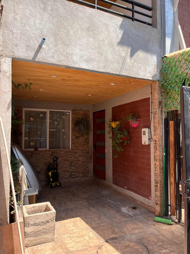 Arriendo Casa 4D 1B 2E Antigua Lo Barnechea - Lo Barnechea