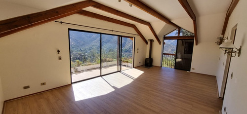 Venta Casa NOSP 5D en suite Walk-in cl&oacute;set 4B 4E 3B El Array&aacute;n - Lo Barnechea