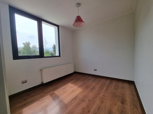 Venta Casa 5D en suite Walk-in cl&oacute;set 5B 4E 1B Chicureo - Colina