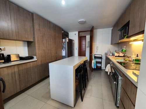 Arriendo Departamento 3D 3B 1E 1B Metro Bilbao - Providencia