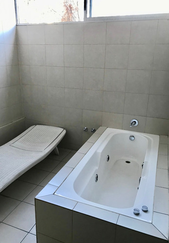 Arriendo Departamento N 2D en suite Walk-in cl&oacute;set 2B 1E 1B Plaza Ega&ntilde;a - &Ntilde;u&ntilde;oa