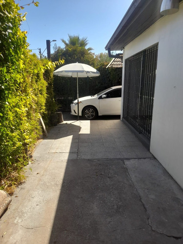 Venta Casa SO 3D 1B 2E 1B Parque Juan XXIII - &Ntilde;u&ntilde;oa