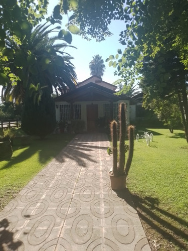 Arriendo Casa 3D 2B 4E 1B Chicureo - Colina