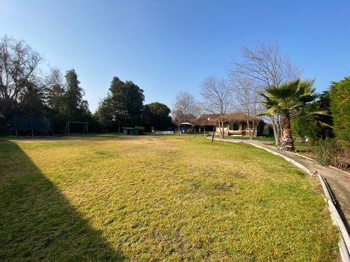 Venta Casa NOSP 5D en suite Walk-in cl&oacute;set 5B 10E 1B Chicureo - Colina