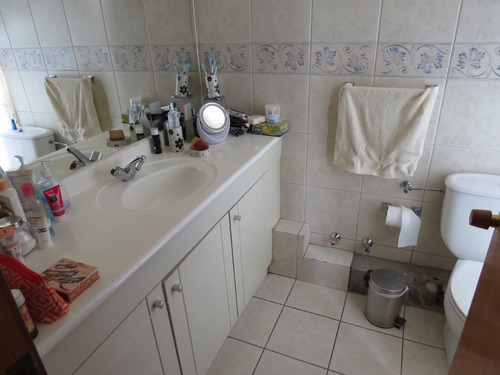 Arriendo Casa NP 4D en suite Walk-in cl&oacute;set 4B 2E 1B Carlos Ossand&oacute;n - La Reina