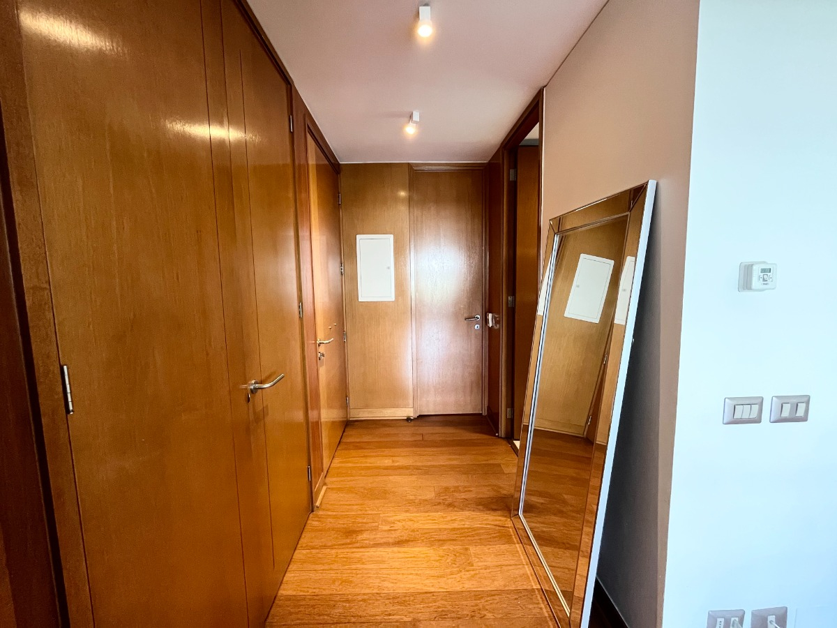 Arriendo Departamento S 4D en suite Walk-in cl&oacute;set 3B 2E 1Bd Barrio El Golf - Las Condes
