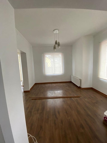 Venta Casa SO 4D 3B 1E 1B Salvador - Providencia