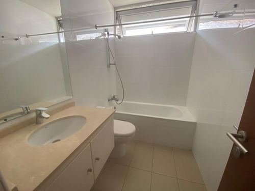 Venta Departamento NO 4D en suite Walk-in cl&oacute;set 4B 3E 1B San Carlos de Apoquindo - Las Condes