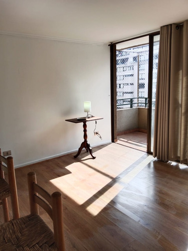 Arriendo Departamento NP 2D 1B 1E Metro Escuela Militar - Las Condes