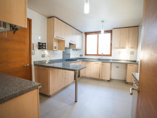 Arriendo Casa NO 4D en suite Walk-in cl&oacute;set 4B 2E 1B La Reina Alta - La Reina