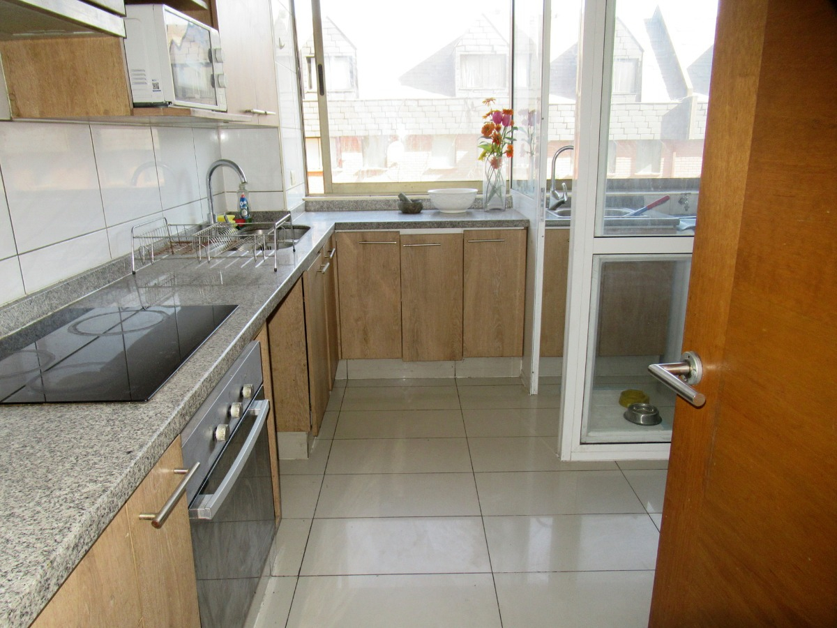 Venta Departamento O 3D en suite 2B 2E 1Bd In&eacute;s de Su&aacute;rez - Providencia