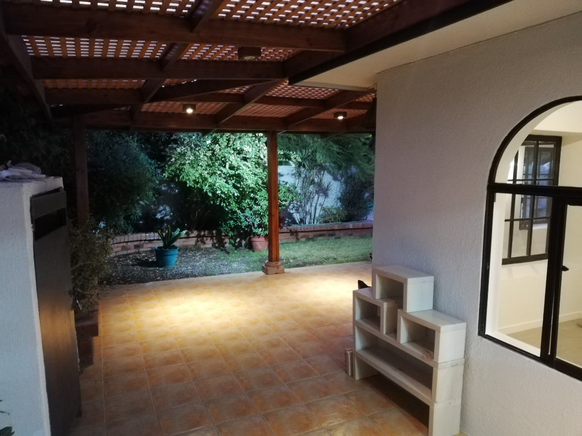 Arriendo Casa NP 4D 4B 2E 1Bd  - Las Condes