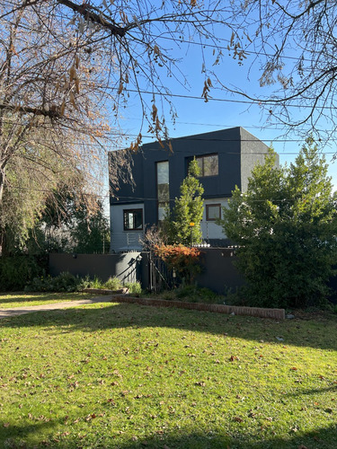 Venta Casa O 5D en suite Walk-in cl&oacute;set 6B 2E 2B San Carlos de Apoquindo - Las Condes