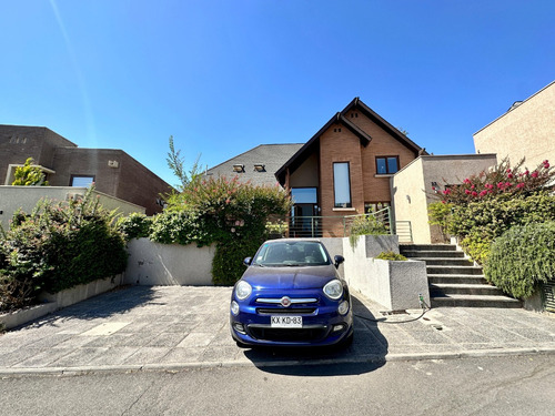 Venta Casa NO 5D en suite Walk-in cl&oacute;set 6B 3E 1B San Carlos de Apoquindo - Las Condes