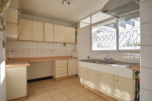 Arriendo Departamento SO 4D 3B 1E Los Leones - Providencia