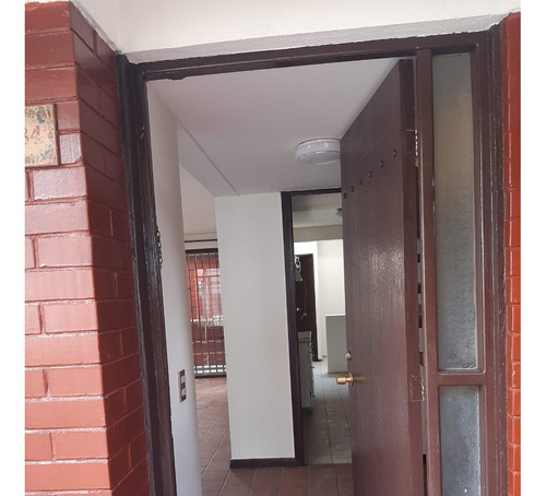 Arriendo Casa S 4D en suite 3B 2E Carlos Ossand&oacute;n - La Reina