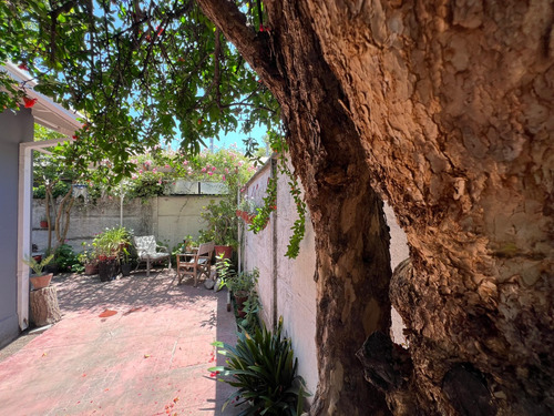 Venta Casa NO 4D 2B 4E Metro Manquehue - Apumanque - Las Condes