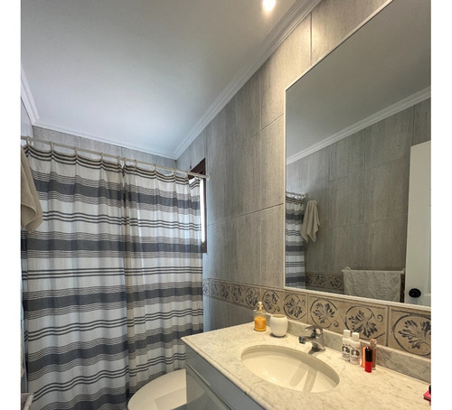 Venta Casa 4D en suite Walk-in cl&oacute;set 4B 2E 1B Rotonda Atenas - Las Condes