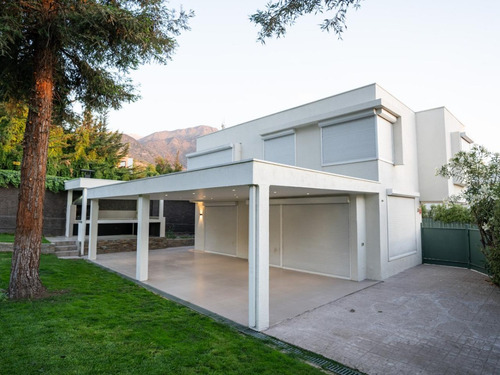 Arriendo Casa NO 4D en suite Walk-in cl&oacute;set 4B 2E 1B La Reina Alta - La Reina