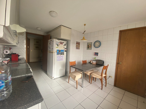 Venta Departamento NOSP 4D en suite Walk-in cl&oacute;set 4B 2E 1B Rotonda Atenas - Las Condes