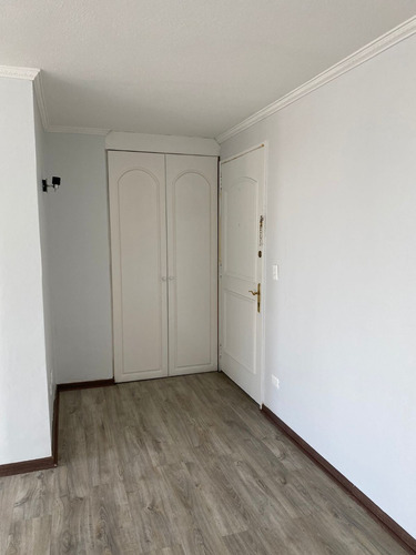 Arriendo Departamento P 3D en suite 2B 2E 1B Campus Oriente - Providencia