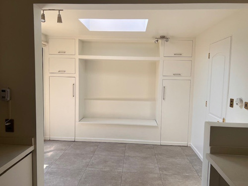 Arriendo Casa NO 6D en suite Walk-in cl&oacute;set 6B 6E 2B San Carlos de Apoquindo - Las Condes