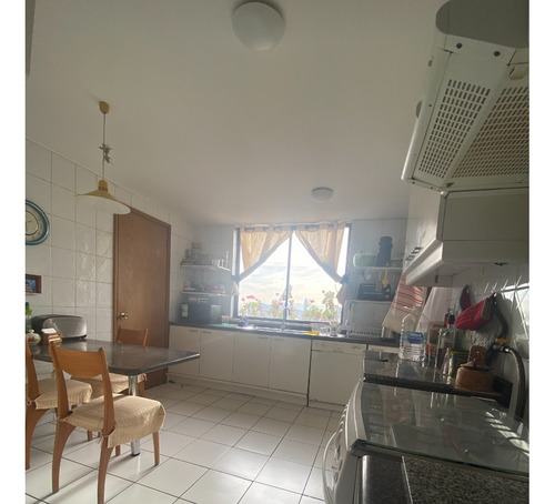 Venta Departamento NOSP 4D en suite Walk-in cl&oacute;set 4B 2E 1B Rotonda Atenas - Las Condes