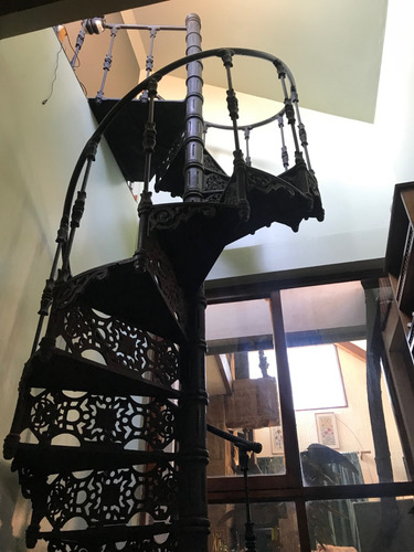 Venta Casa 5D en suite 4B 2E 1B Estadio Croata - Vitacura