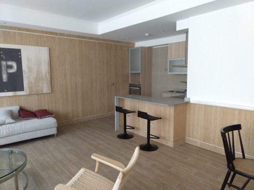 Arriendo Departamento N 2D en suite Walk-in cl&oacute;set 2B 2E 1B Los Leones - Providencia