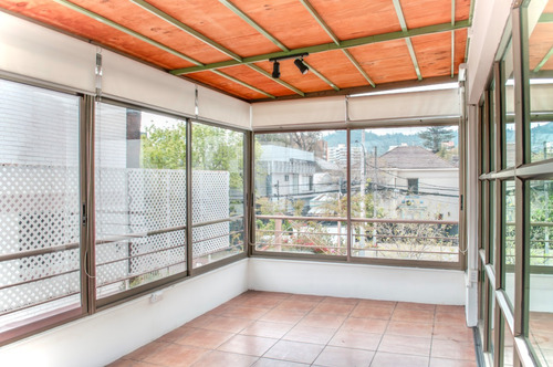 Arriendo Oficina 5B 10E 2B Barrio Italia - Providencia