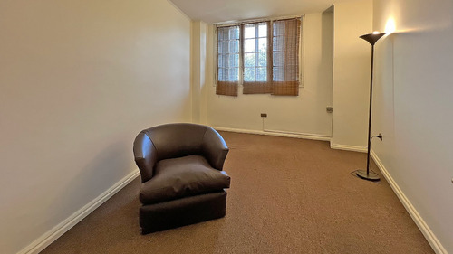 Arriendo Oficina N 2B 1E Plaza Italia - Providencia