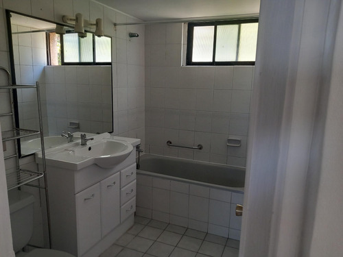 Arriendo Departamento NOSP 3D en suite 3B 1E 1B Metro Manquehue - Apumanque - Las Condes