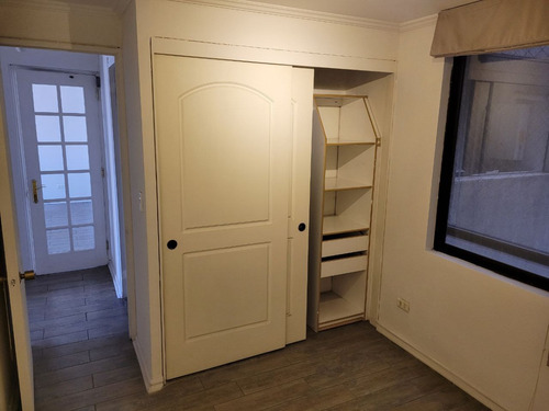 Venta Departamento S 4D en suite 3B 1E 1B Rotonda Atenas - Las Condes