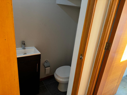 Venta Casa NOSP 5D en suite Walk-in cl&oacute;set 5B 3E 1B Carlos Ossand&oacute;n - La Reina