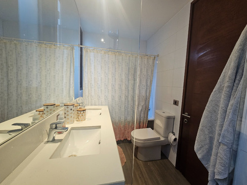 Arriendo Casa 4D Walk-in cl&oacute;set 3B 3E 1B Chicureo - Colina